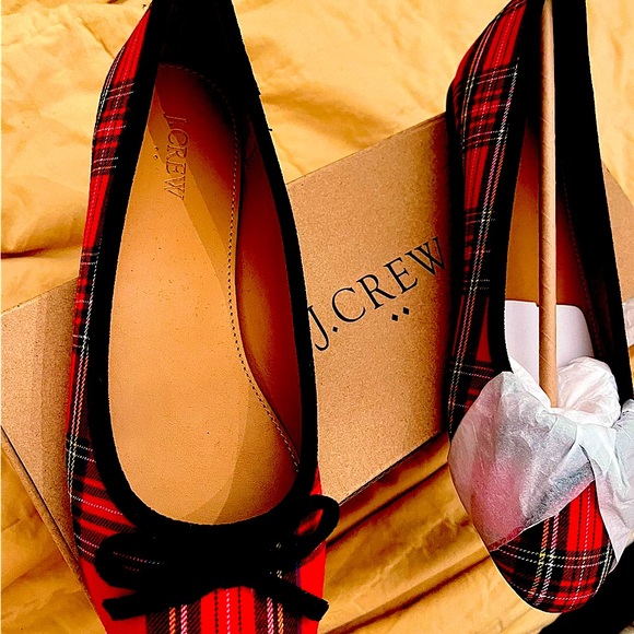 J Crew New size 9 m Red Plaid - Picture 1 of 5